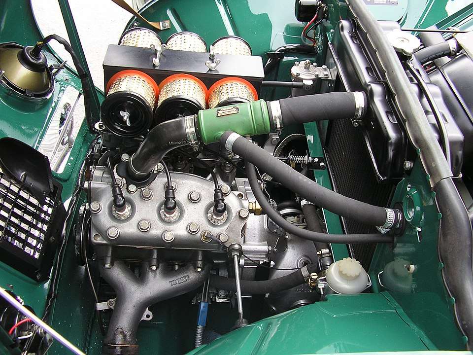 The image of a Two-stroke engine which contains an auto lube system