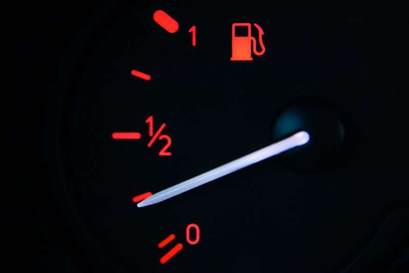 Vehicle fuel gauge