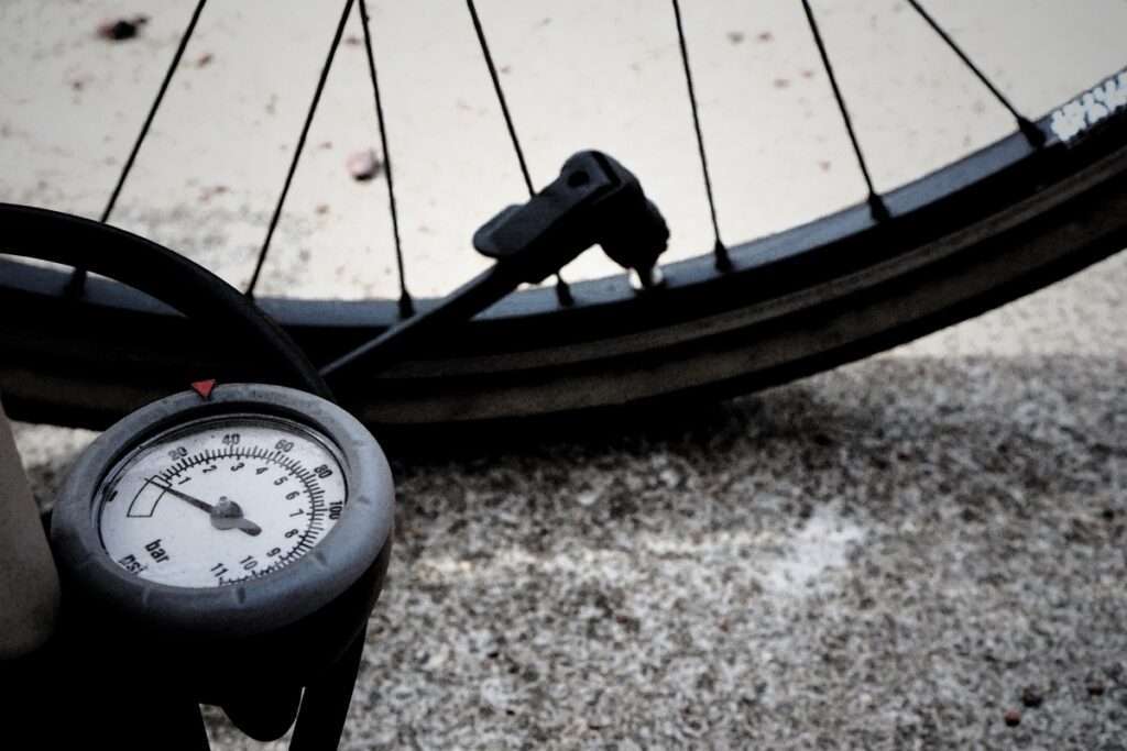 Tire pressure gauge