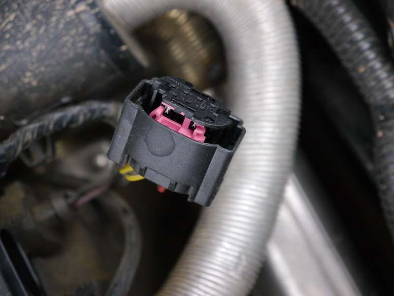 Vehicle throttle position sensor TPS